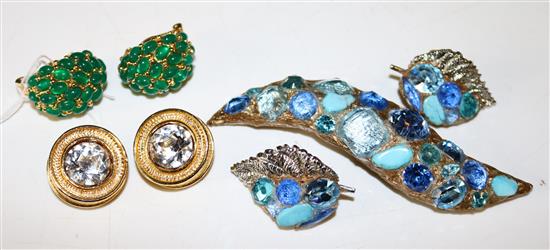 Two pairs of Kenneth Lane costume earrings and three other items of costume jewellery.